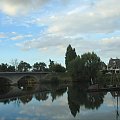taki fajny mostek na rzece niedalego Tours - Paryż - wrzesień 2005 #Paris #Paryż #WieżaEiffla #Wersal #Luwr #SaintMalo #Chambord #Ambois #Chartres #Tours #PolaElizejskie #LeonadroDaVinci