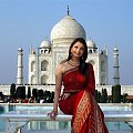 Piękna hinduska i ładny widoczek #ciekawe #dziewczyny #hinduska #uśmiech
