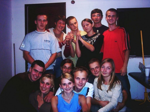 Od lewej u góry: Jacek, Marta, Łukasz, Magda, Marek, Jarek, Na dole:Waldek, Gunia, Dominika, Szczepan, Krzysiek, Monika i ja.