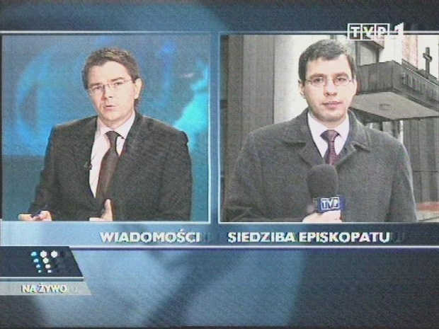 Specjalne wydanie "Wiadomości" TVP 7 stycznia 2007 roku - abp Stanisław Wielgus rezygnuje z urzędu metropolity warszawskiego, ingres zatrzymany. Prowadzi Marcin Leśkiewicz. www.TVPmaniak.pl