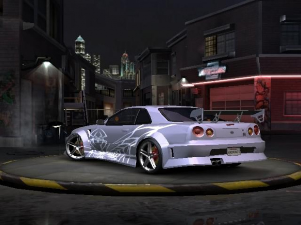 Mój Nissan SkyLine GT-R34 do Turnieju o mistrza kierownicy BayView w grze NFS Underground 2