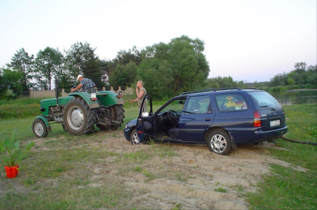 wypad nad rzekę - lato 2006r
fot. Ilona