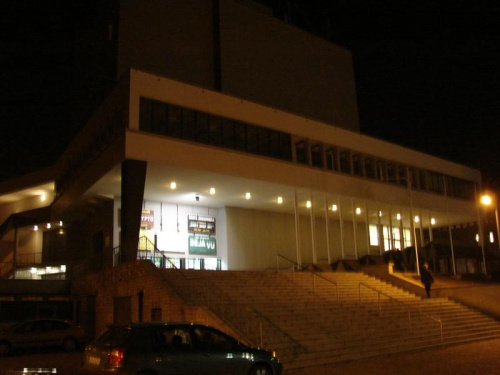 Teatr Ziemi Rybnickiej - nocą #Rybnik #RybnickieCentrumKultury #TeatrZiemiiRybnickiej