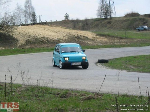 Zorganizowany przez TRS Racing wyścig na torze kartingowym Wyrazów pod Częstochową