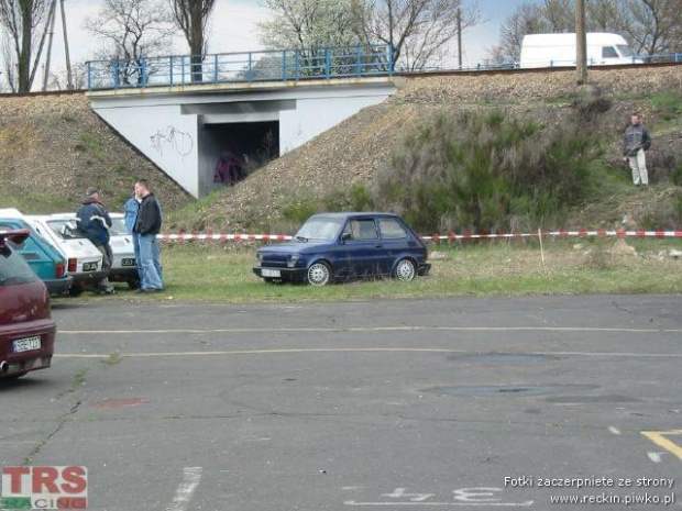 Zorganizowany przez TRS Racing wyścig na torze kartingowym Wyrazów pod Częstochową