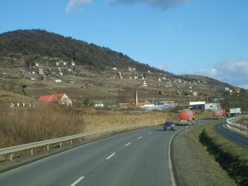 Droga na Slovenske Nove Mesto//Wegry