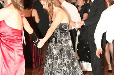 Niniejszym dziękuję Zbigniewowi Jończykowi z "Twojego Głosu" za udostępnienie zdjęć i zgodę na ich publikację w Fotosiku. W.N. #Studniówka #Sobieszyn #ZbigniewJończyk #TwójGłos