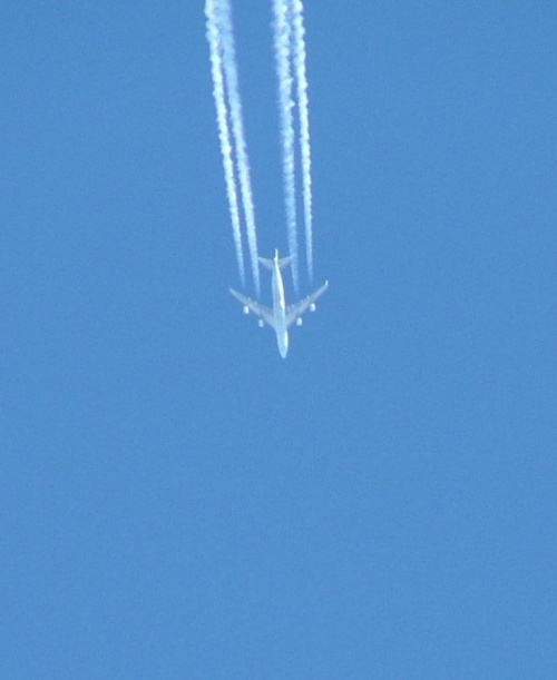 Ten sam Cathay Pacific B747-400. Pozdrawiam!